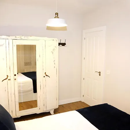 Magnifico Piso Frente Al Casco Viejo De * Bilbao